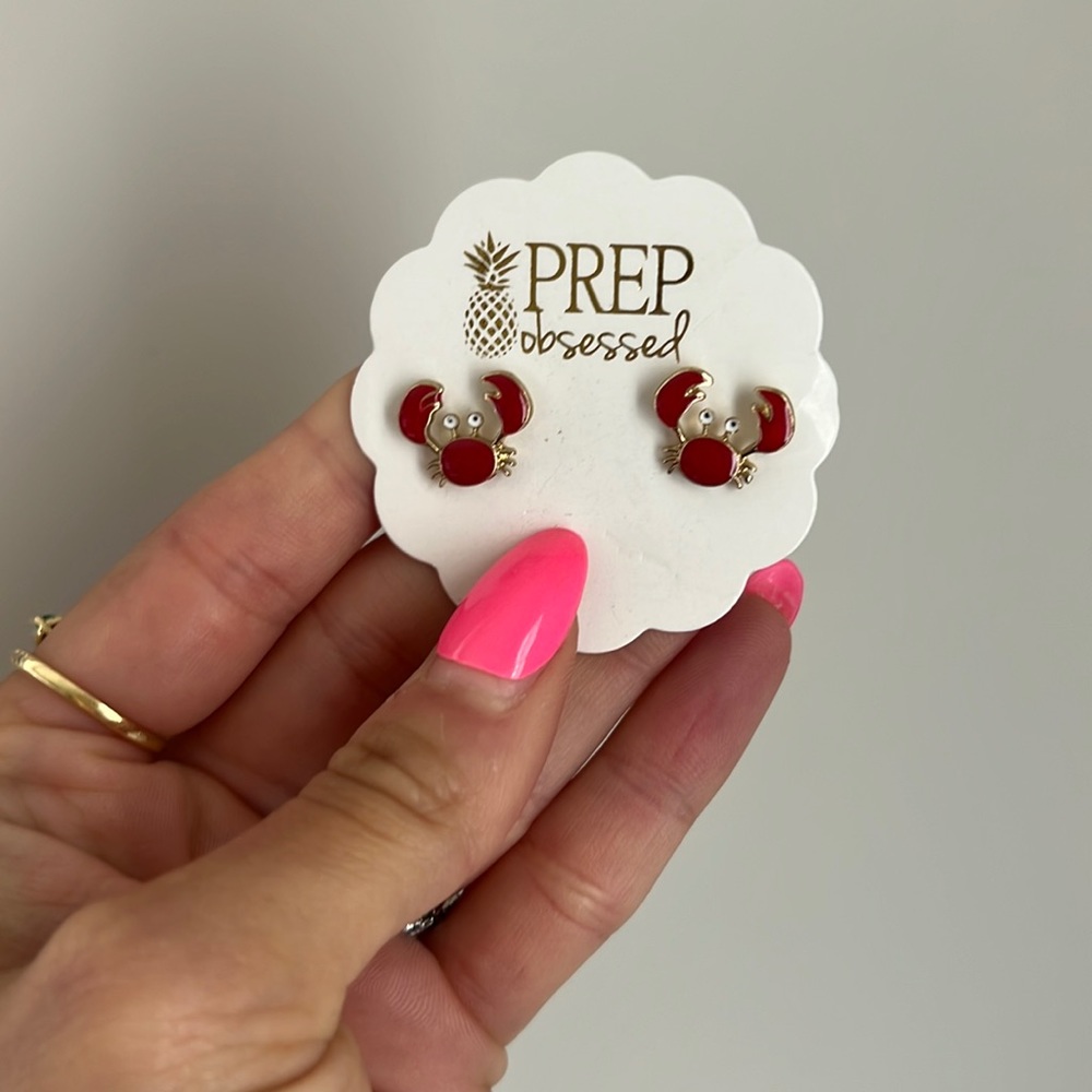 New Crab Studs 🦀